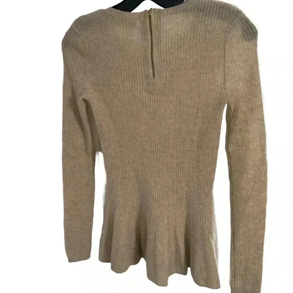 Cashmere saks fifth Ave women’s cashmere sweater cream scoop neck size XS - Picture 2 of 11